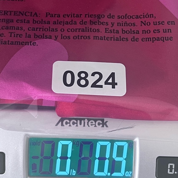 Silk Heart Print Scarf Pink Red Square Valentines Love Gift Idea New With Tags - Picture 9 of 9